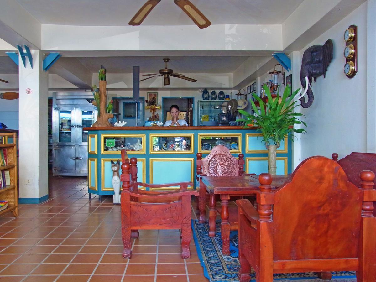 Niku Guesthouse Patong Екстер'єр фото