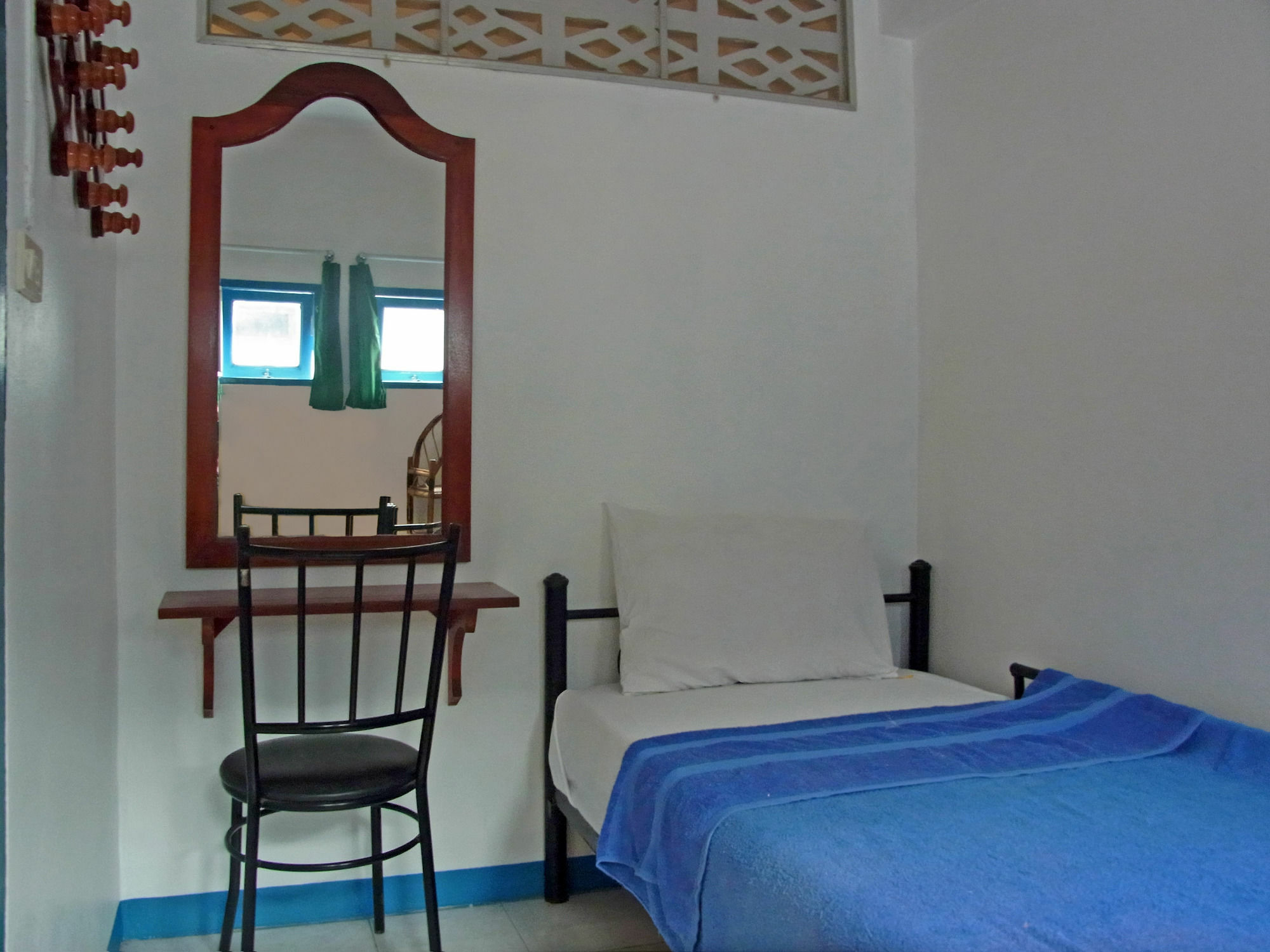 Niku Guesthouse Patong Екстер'єр фото